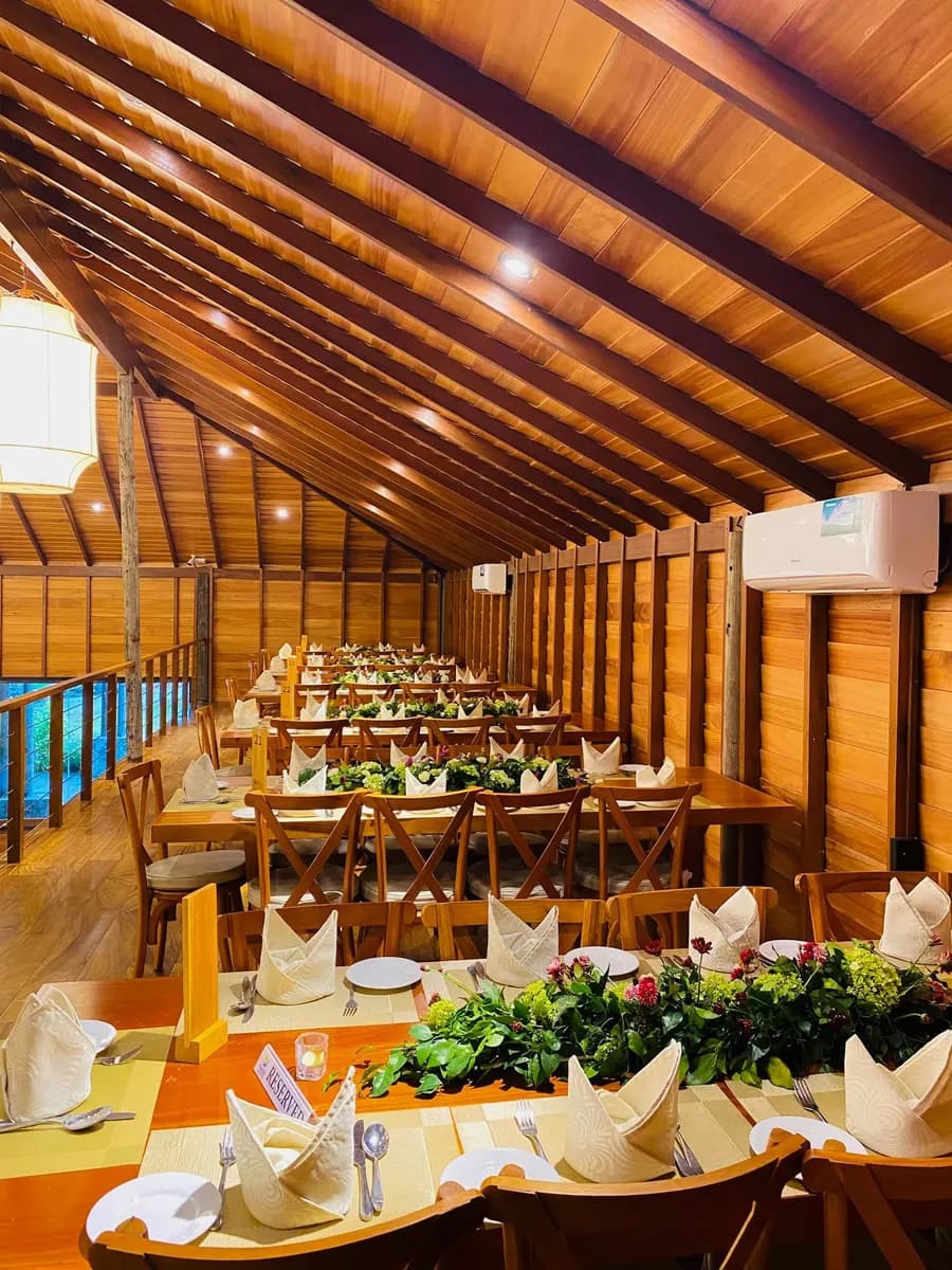 Mezzanine dining gallery at Riverbank Château